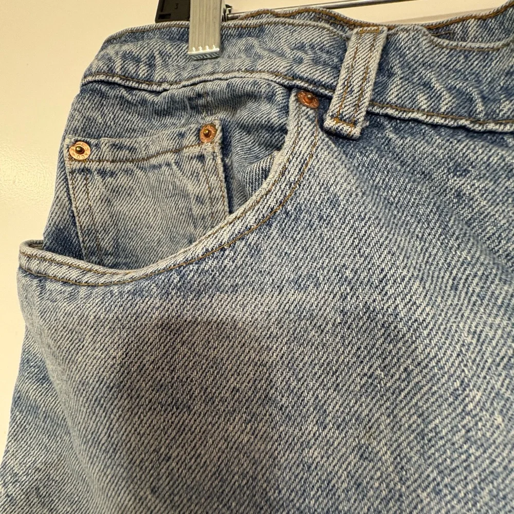 Levi’s 550 Relaxed Fit Straight Leg Jeans Size 38x34 Mens Blue Denim